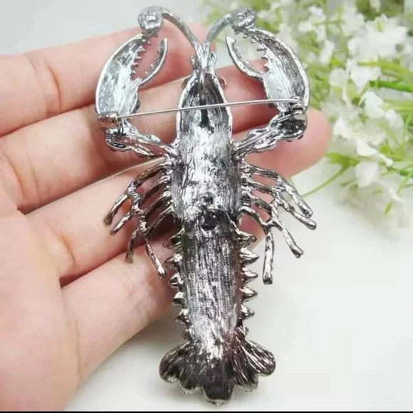 Betsey Johnson Lobster Brooch - Picture 5 of 5